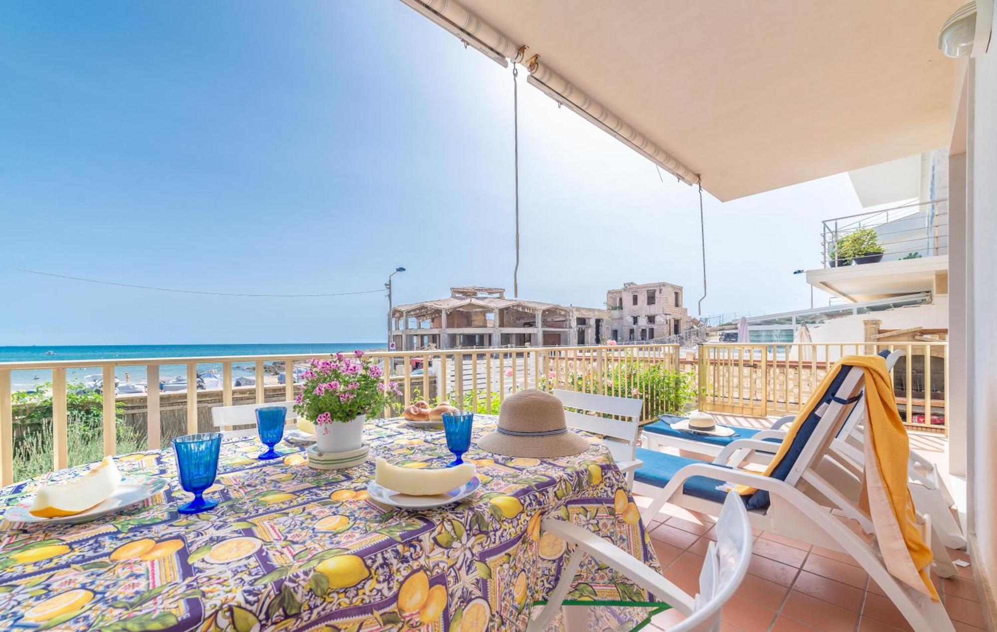 Апартаменты Casa Sul Lungomare Донналуката Экстерьер фото